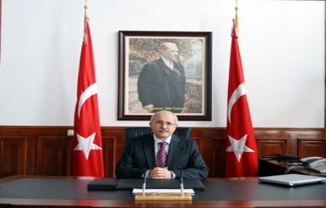 Vali Kemelekin Yeni Yıl Mesajı