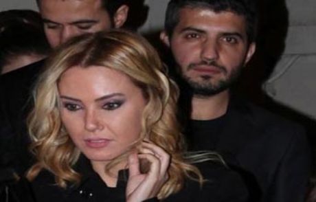 Aklımda Ne Evlilik Ne De Aşk Var
