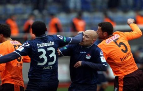 Bursaspor'a 'paşa' Darbesi!
