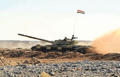 Suriye Tankları Türkiye Sınırında