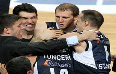 Efes Pilsen Tarih Oluyor!