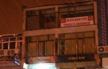 Tunceli Mhp İl Başkanlığı Önünde Patlama