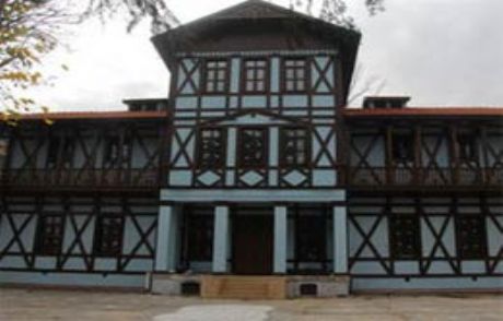 Müze Olacakken Makam Odası Oldu