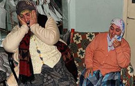 Annesiyle Telefonda Konuşurken Vurulmuş