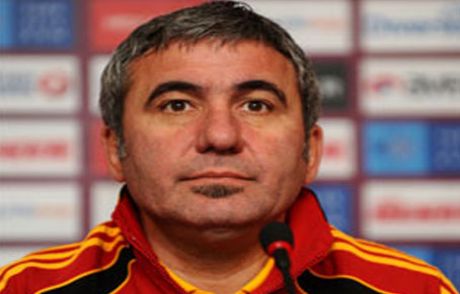 Hagi'den Sakız Yanıtı!