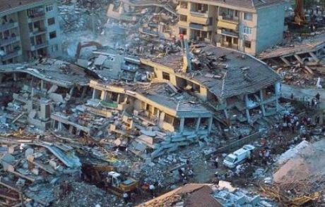 Japonya'da 8,9 Büyüklüğünde Deprem
