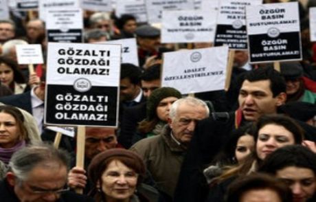 'bağımsız Yargı' İçin Yürüdüler
