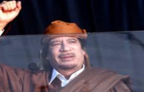 Kaddafi Yandaşlarına Zafer Vadetti