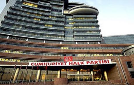 İşte Chp'nin Listesindeki Ünlü İsimler