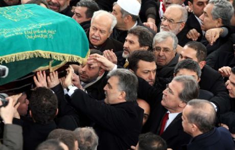 Erbakan Hoca'ya Son Veda