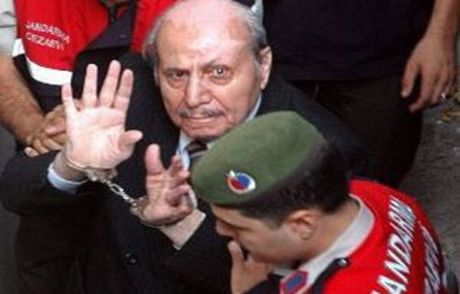 Üzmez'e Tahliye Kararı!