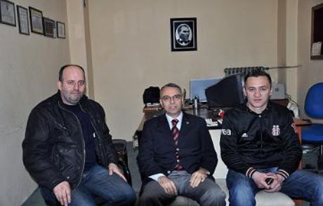 Başkandan Gazetecilere Ziyaret