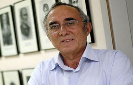 'ruslar Bir Tek Nâzım Hikmet'i İyi Biliyor'