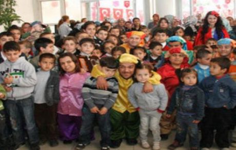 5 Bin’e Yakın Öğrenci Tiyatroya Doydu