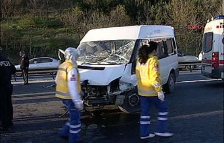Flaş...fsm Köprüsü'nde Kaza