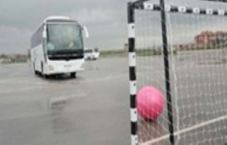 Otobüsle Penaltı Attılar...