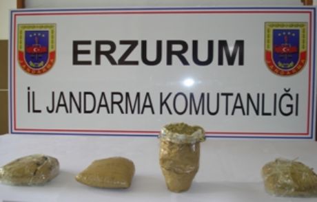 Erzurum'da Toz Esrar Maddesi Ele Geçirdi