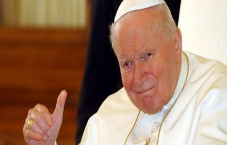 Papa İkinci John Paul Kutsal İlan Edildi