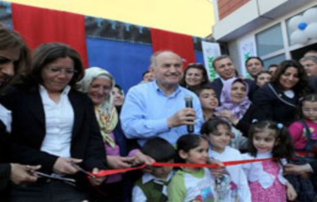 Topbaş Halk Üniversitesi'ni Açtı