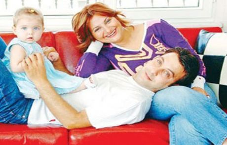 Eşini Defalarca Aldatmış
