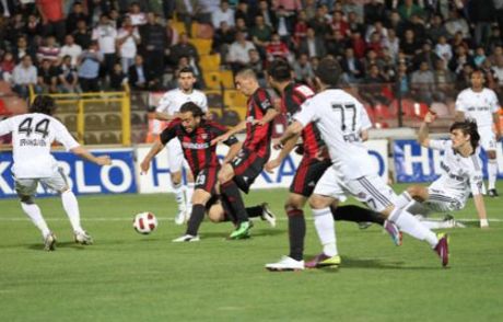 Kartal Geçit Vermedi!