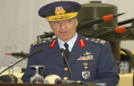 Tutuklanan İlk Muvazzaf Orgeneral