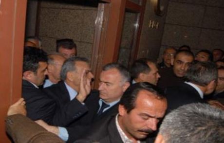 İzmir Operasyonunda 17 Tutuklama
