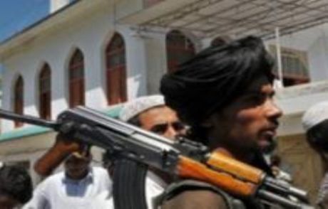 Taliban Kandahar Valiliğine Saldırdı