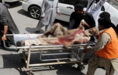 Pakistan Yine Kan Gölü: 32 Ölü
