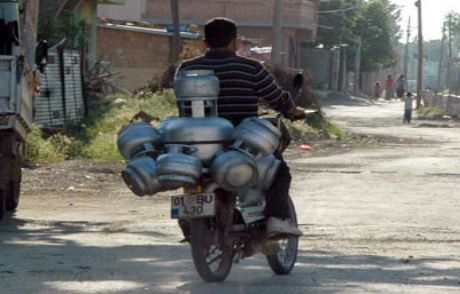 Motosikletteki Tüpler Hayrete Düşürdü