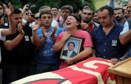 Hopa'da Gergin Tören