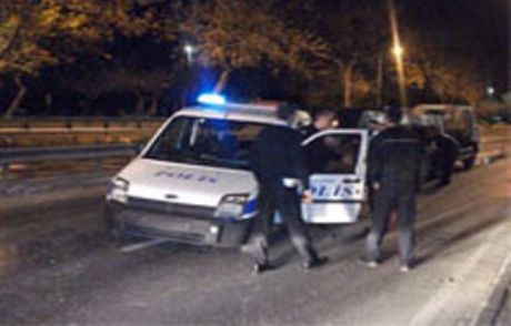 Şanlıurfa'da Polis Aracına Saldırı