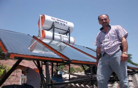 Köy Camisine Güneş Enerji Sistemi Takıldı