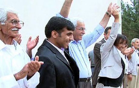 Ak Parti'den İstifa Edip Bdp'ye Geçtiler