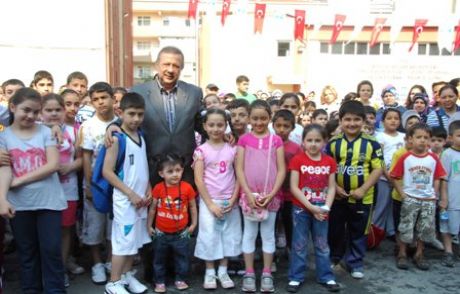 Çocukların Yaz Okulu Sevinci