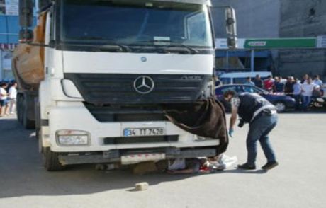 Ümraniye'de Kamyon Dehşeti