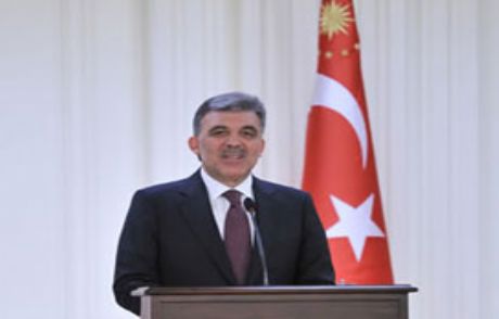 Gül, Çözüm İçin Adresi Gösterdi