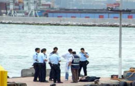 Kadıköy'de Denizden Ceset Çıktı