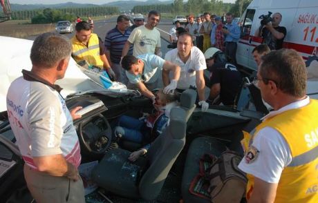 Karasu'da Kaza 1 Ölü 3 Yaralı