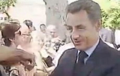Flaş...sarkozy Saldırıya Uğradı