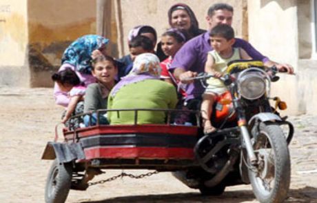 Bir Motosiklette 10 Kişi
