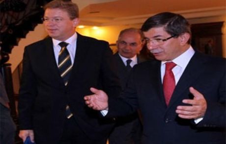 Füle'den Davutoğlu'na Anında Yanıt