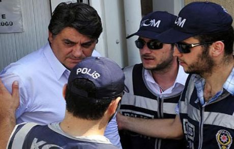 Serdal Adalı İstifa Etti!