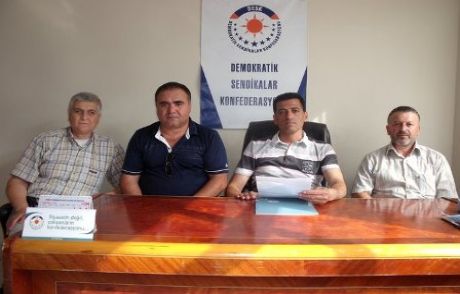 Desk: ‘yeter Artık’