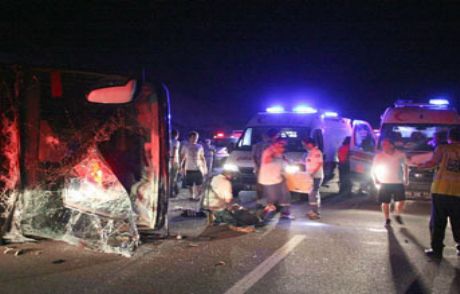 Bursa'da Yolcu Otobüsü Devrildi: 59 Yaralı