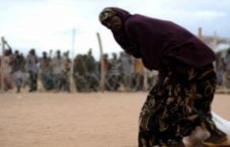 Somali'ye Havadan Gıda Yardımlarına Başlandı