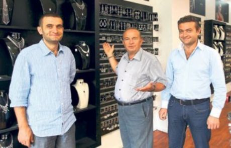 Hazır Giyim Takı Pazarını Altüst Etti