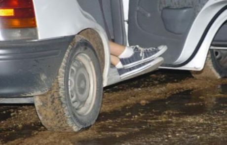 Kaçan Otomobilden Ceset Çıktı