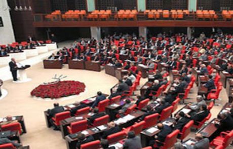 Yemin Etmeyenlerin Vekilliği Düşecek Mi?