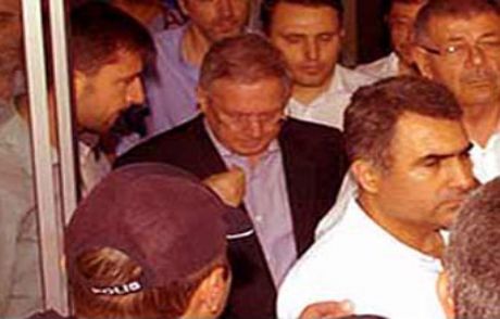 Aziz Yıldırım: Konuşursam Herkes Yanar